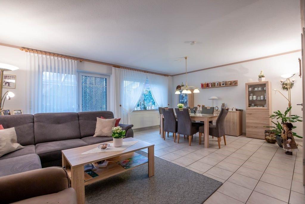 Wohn-/Esszimmer