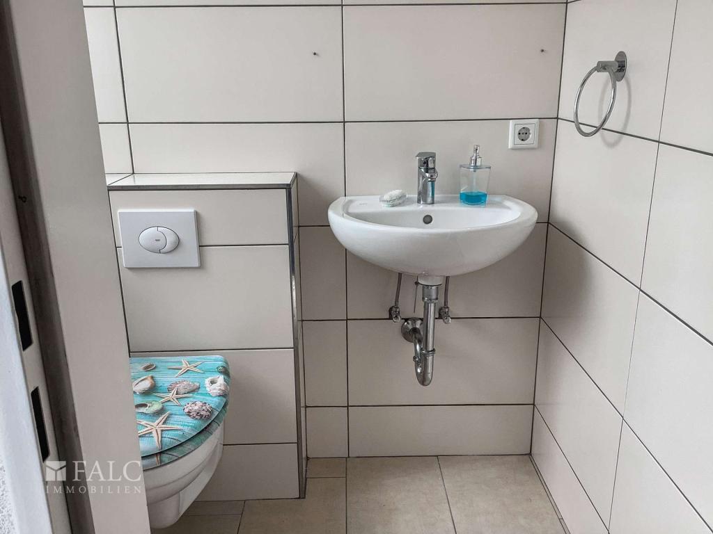 Gäste-WC EG