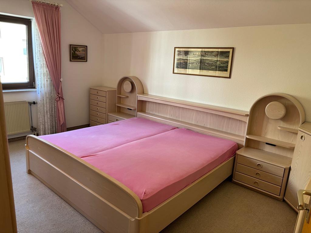 9_Elternschlafzimmer 1.jpg