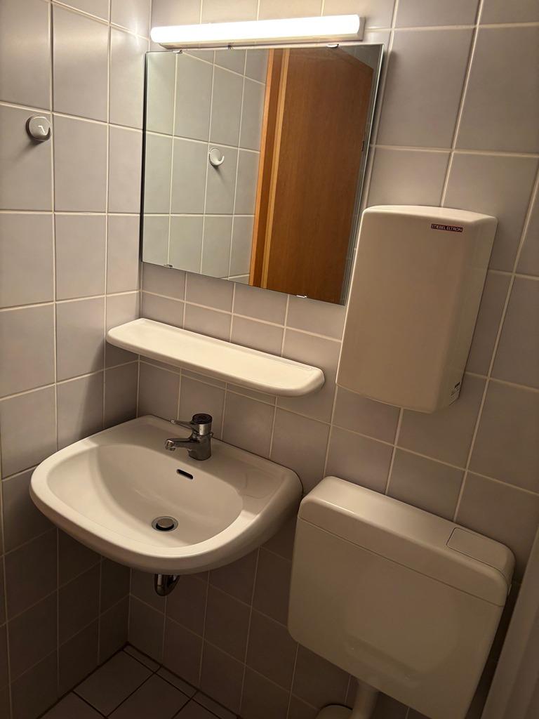 Bad Einliegerwohnung 2.jpg