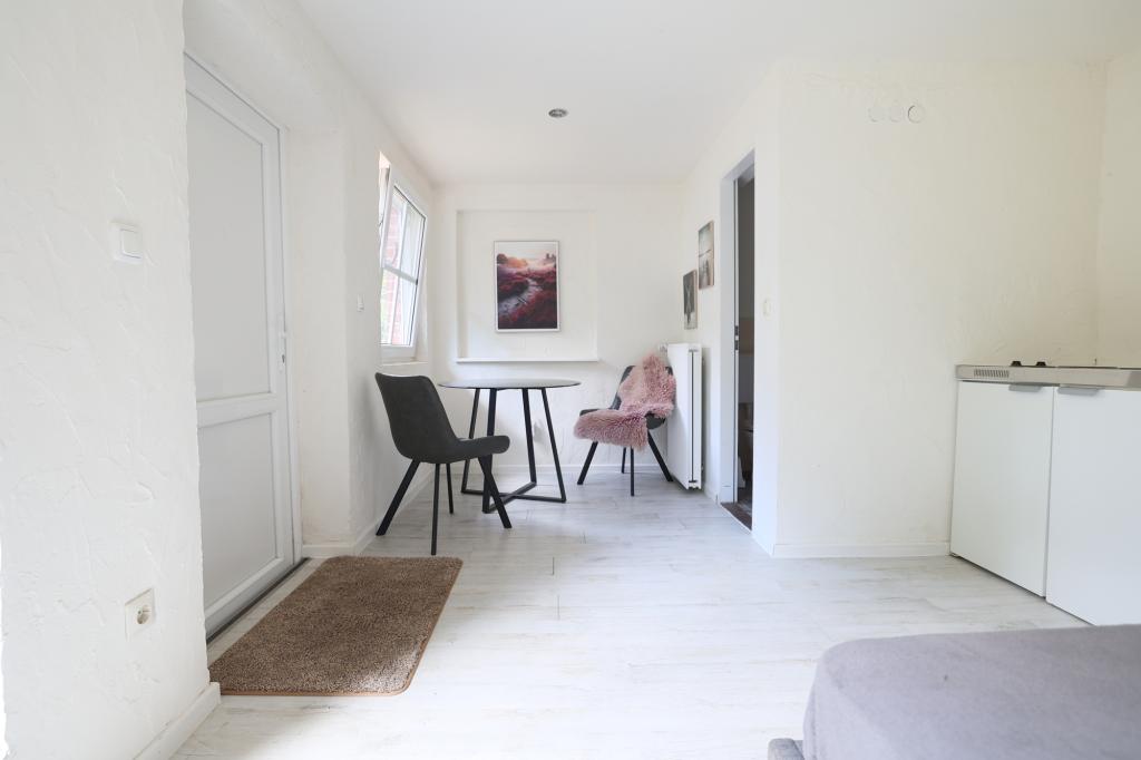 Separates Gäste-/Vermietungszimmer mit Kochnische