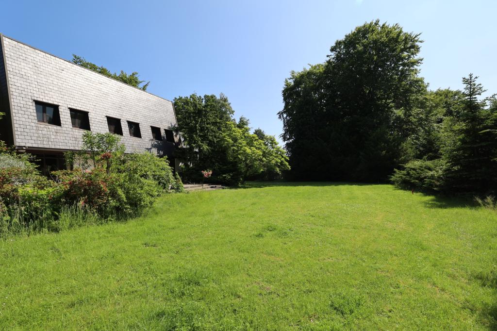 Nicht einsehbare Plateau-Lage