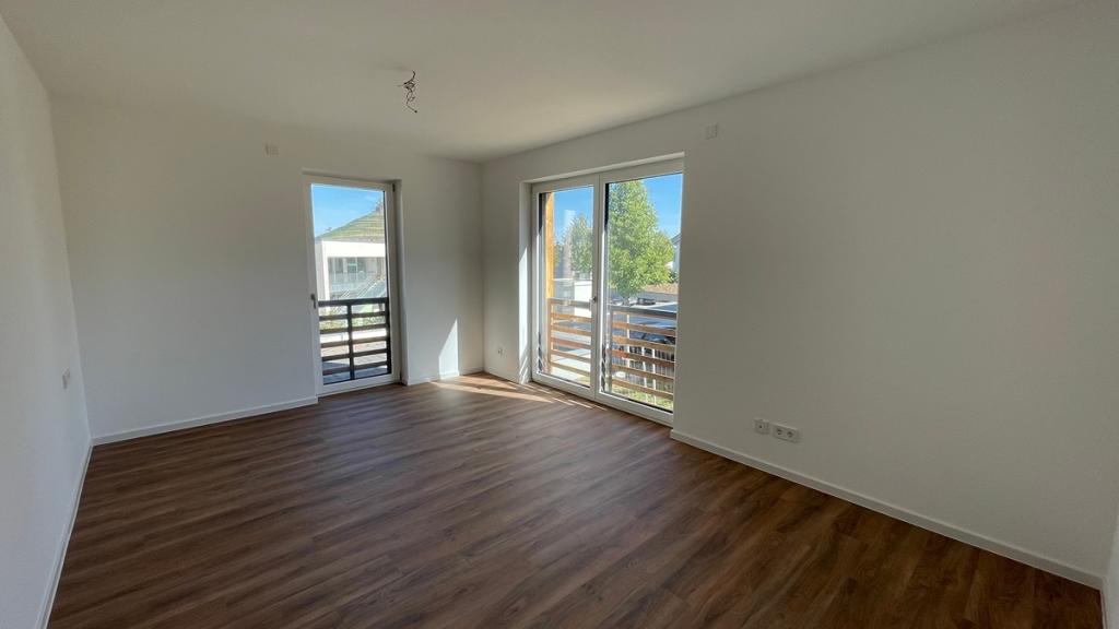 Großzügige 6-Zimmer-Hochparterrewohnung mit zwei Terrassen in Weinsberg - Photo 1