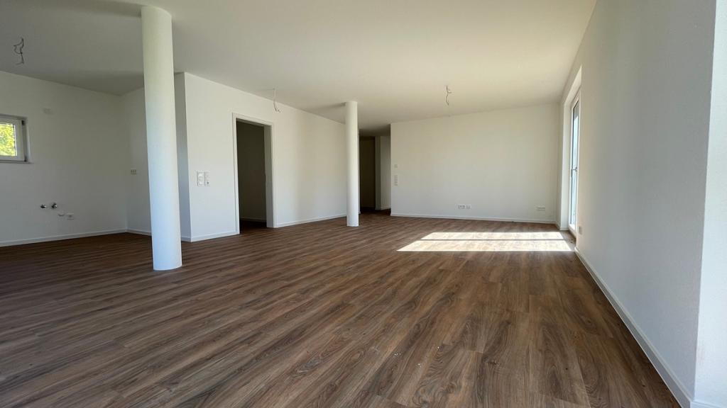 Großzügige 6-Zimmer-Hochparterrewohnung mit zwei Terrassen in Weinsberg - Photo 3