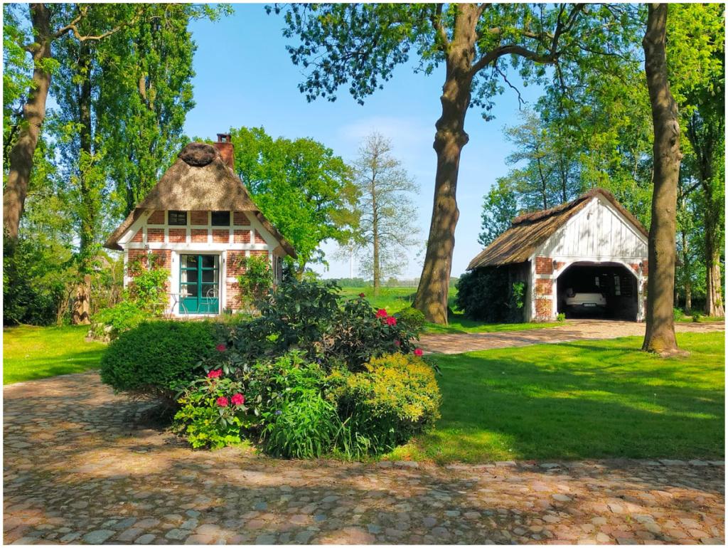 Hühnerstall/ Garage