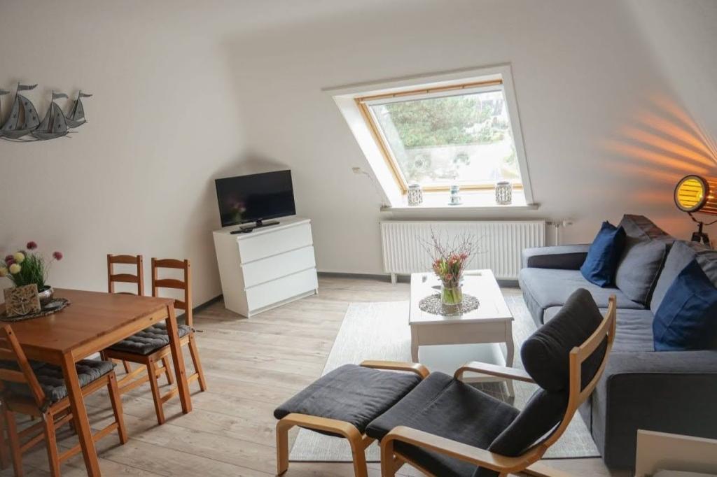 Steuerbord Wohnzimmer 3