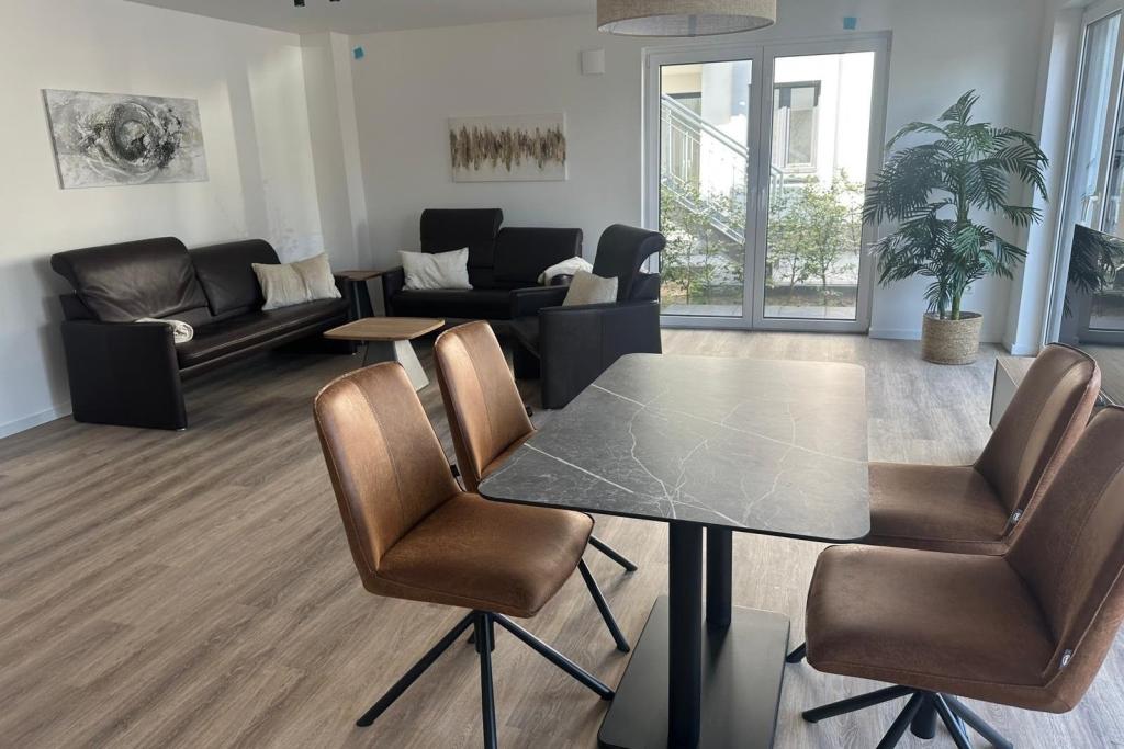 Wohn- und Esszimmer