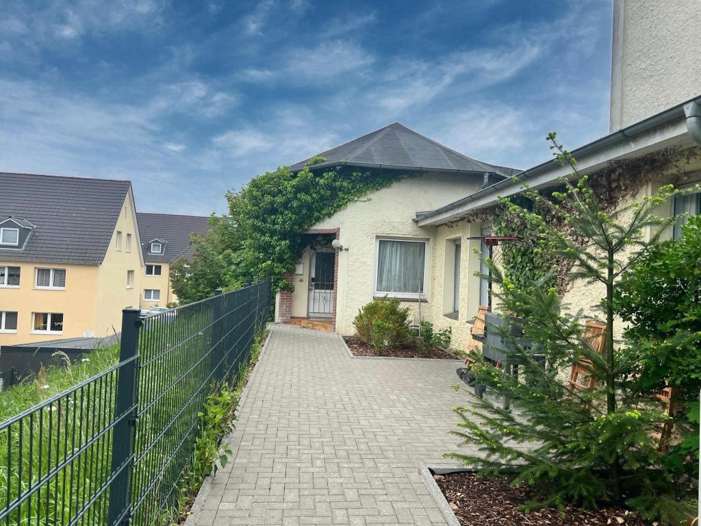 Zuwegung zur Wohnung