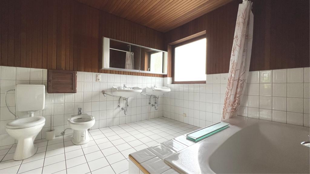Wannenbad im EG