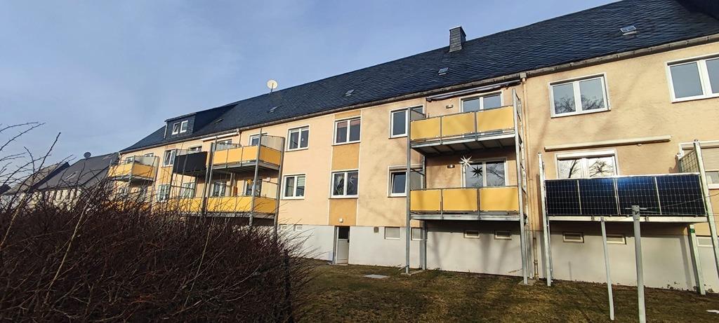 EW Mitte Eingang 1.OG li Hintereingang Ansicht.JPG