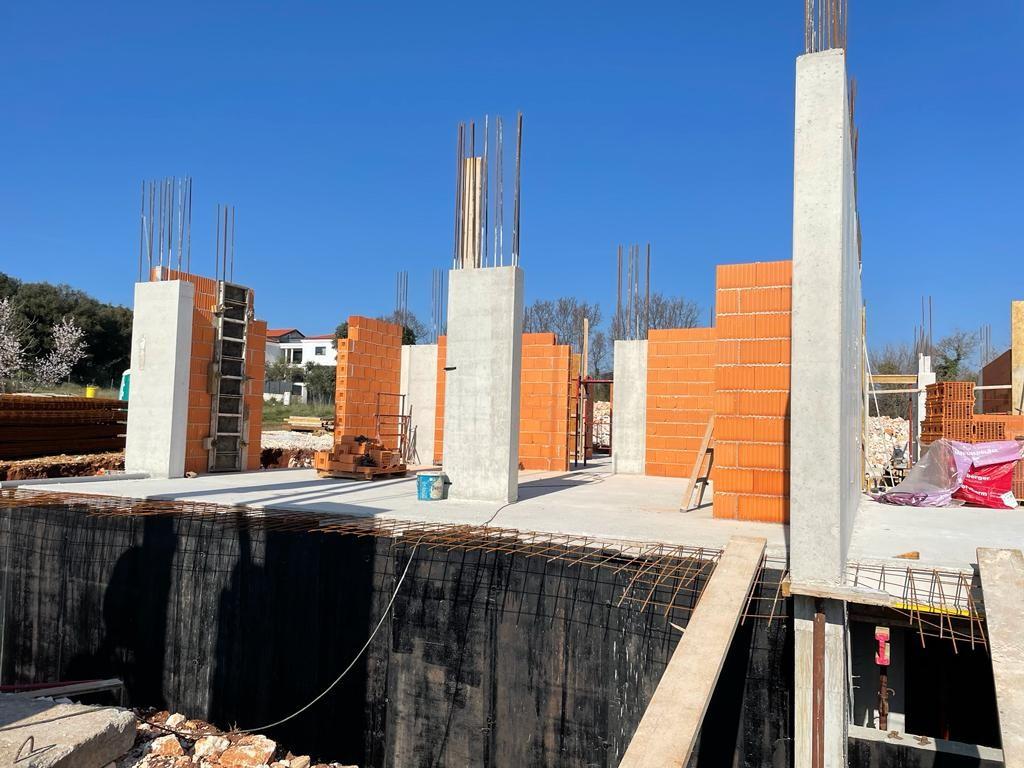 Baustelle