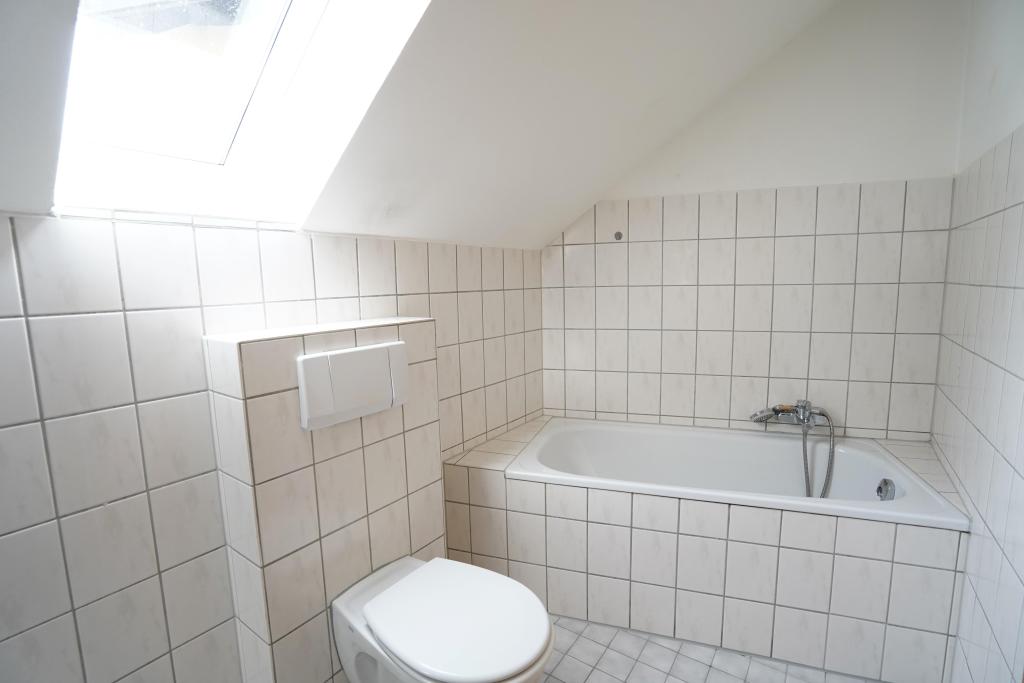 Günstige Wohnung für 2 Personen - Nur mit WBS! - Photo 2