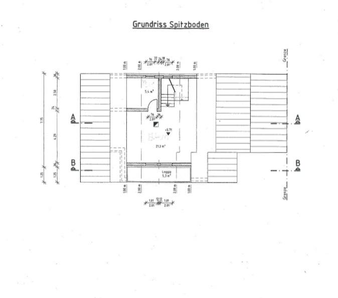 Grundriss Spitzboden.jpg