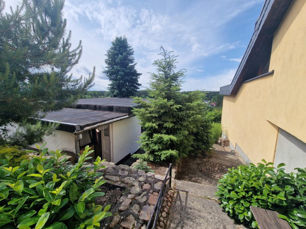 Verbindungsgang zu den Bungalo