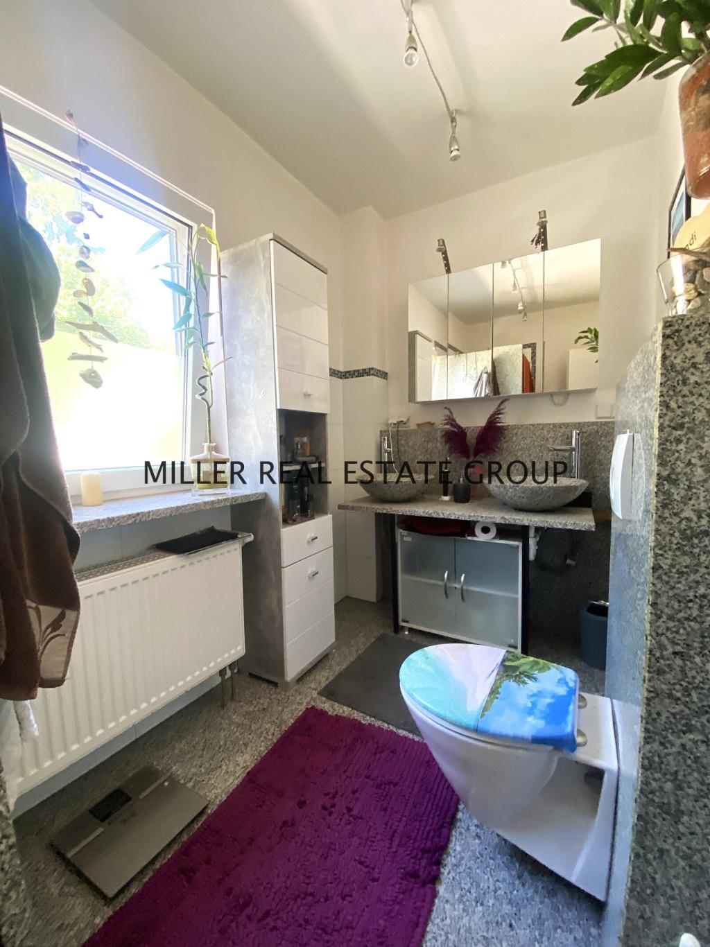 Badezimmer EG