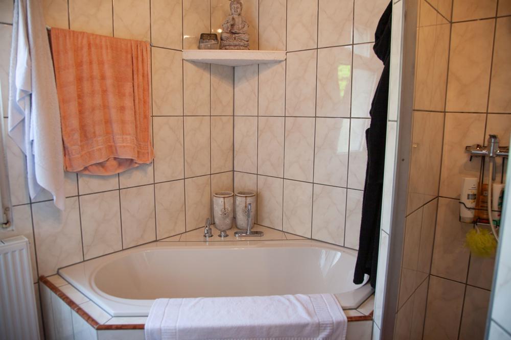 Eckbadewanne