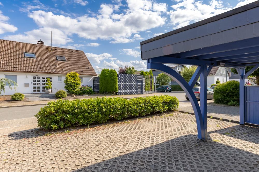 PKW-Aussenstellplatz