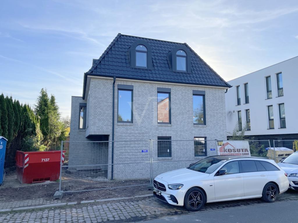 Straßenansicht