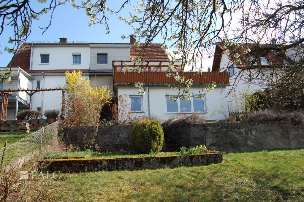 Hausansicht vom Garten