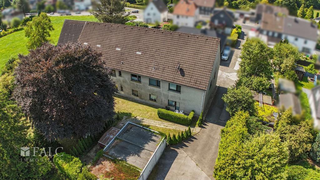 Rückansicht und Garten