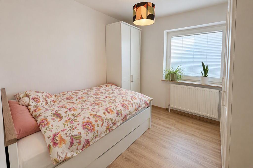 Gemütlich u. ruhig gelegen: 2-Zi-Singlewohnung mit Einbauküche u. Terrasse - Foto 4
