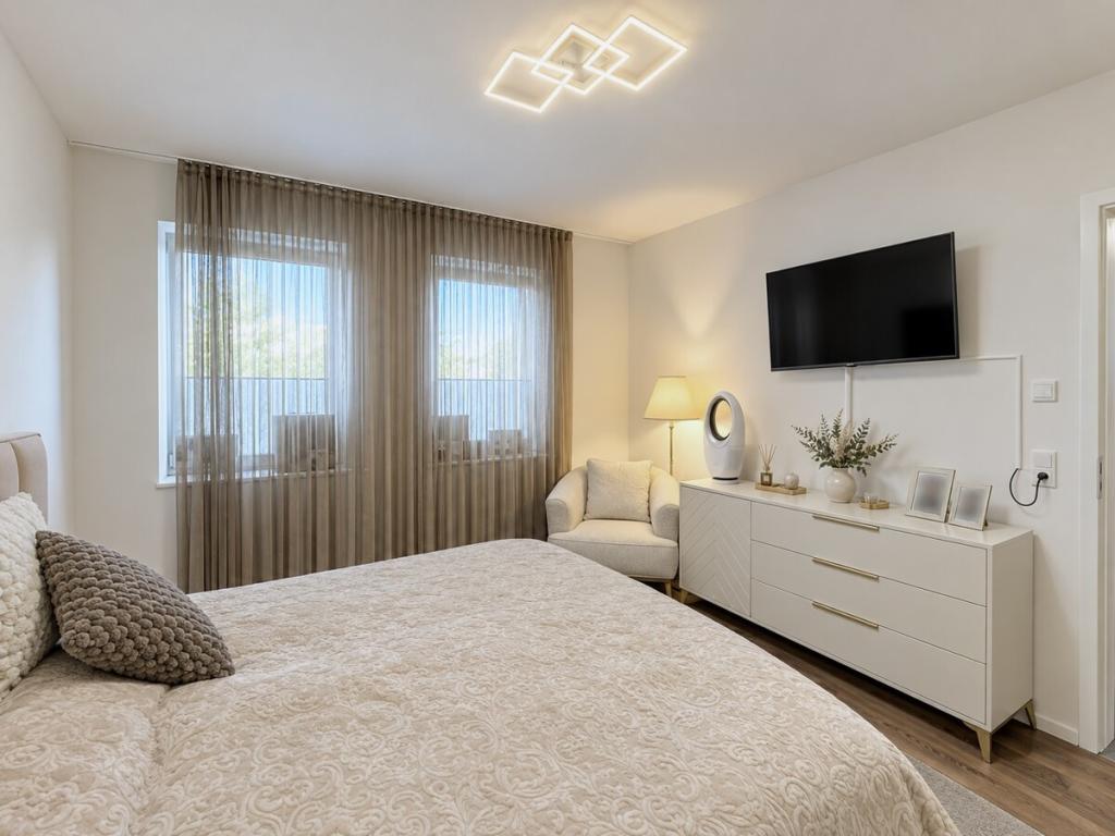 ANFRAGESTOP! Schöne und neuwertige Obergeschosswohnung mit Balkon und Einbauküche - Foto 5