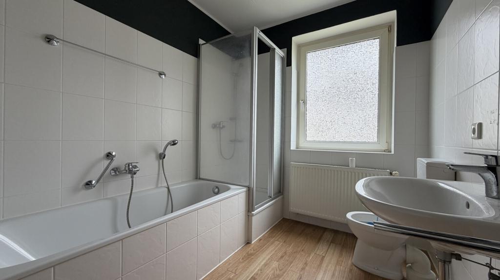 Bielefeld-Mitte: 3 Zimmer Wohnung mit Küche, Bad und Balkon in Sieker | ca. 78 m² | Erdgeschoss - Foto 4