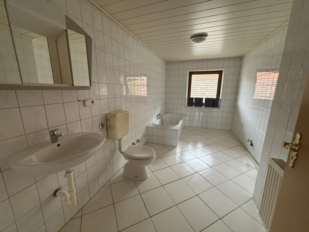 2 Zimmer Wohnung mit Einbauküche und separatem Eingang nahe Pfarrkirchen - Foto 3