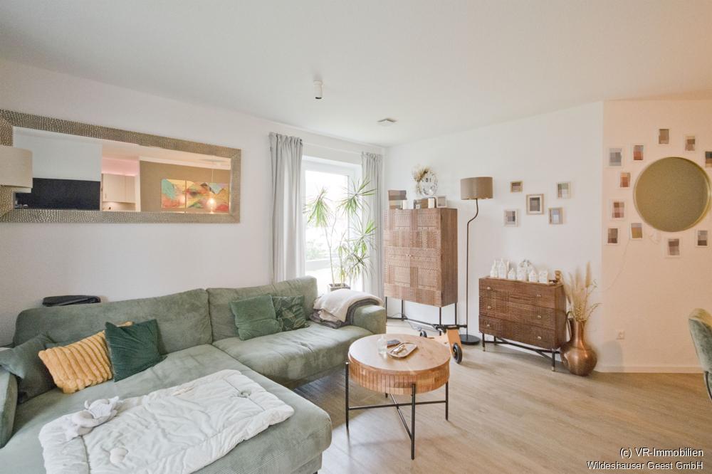 Zentral gelegene 4-Zimmer-Wohnung mit Einbauküche und Aufzug - Foto 2