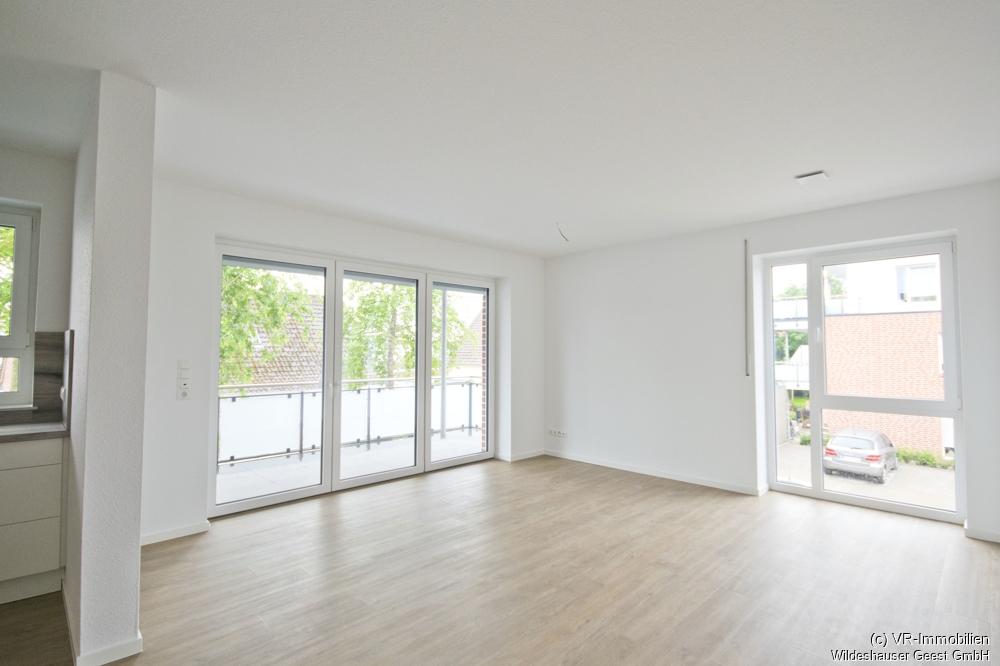 Neubau: Zentral gelegene 4-Zimmer-Obergeschosswohnung mit Einbauküche und Aufzug - Photo 1