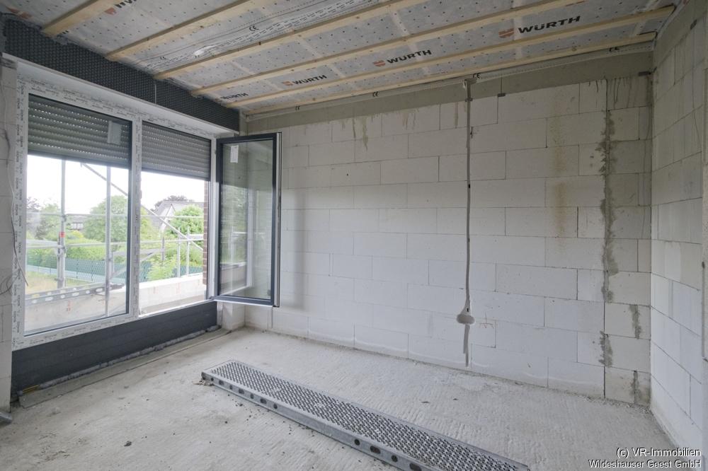 Erstbezug mit Stil: Gehobene 3-Zimmer-Dachgeschosswohnung in Hoykenkamp - Photo 5
