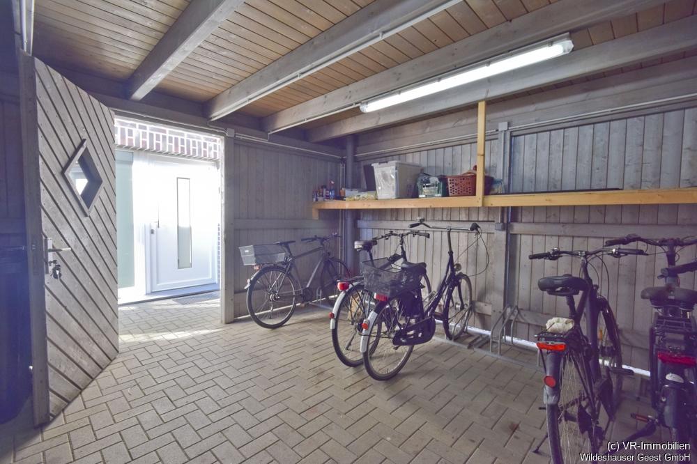 3 ZKB Wohnung mit Balkon und ausgebautem Dachboden - Photo 1