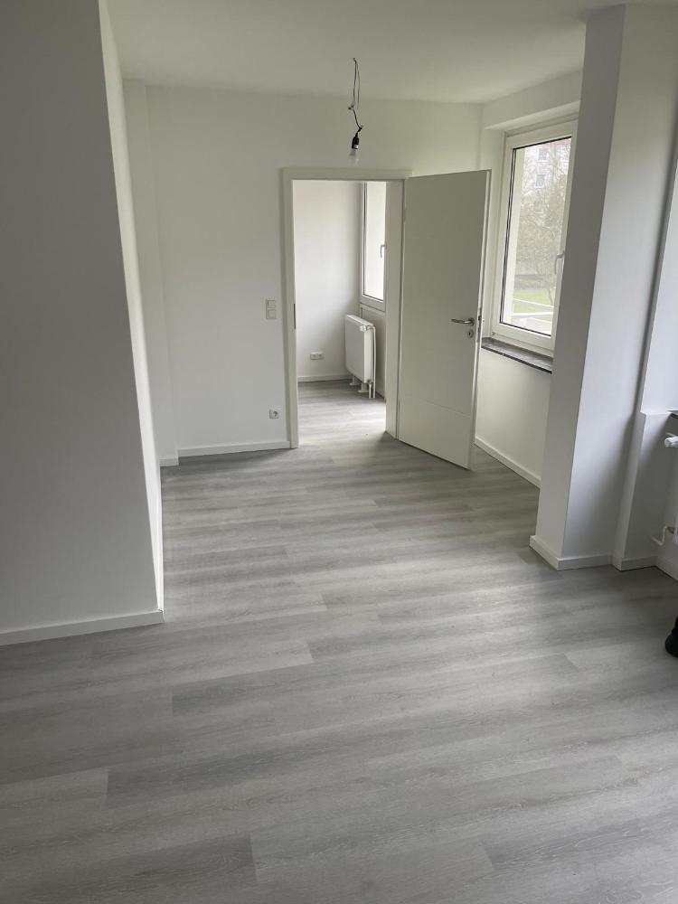 Modern geschnittene 3 Zi.-Whg. mit Süd-Balkon (4389/70) - Foto 3