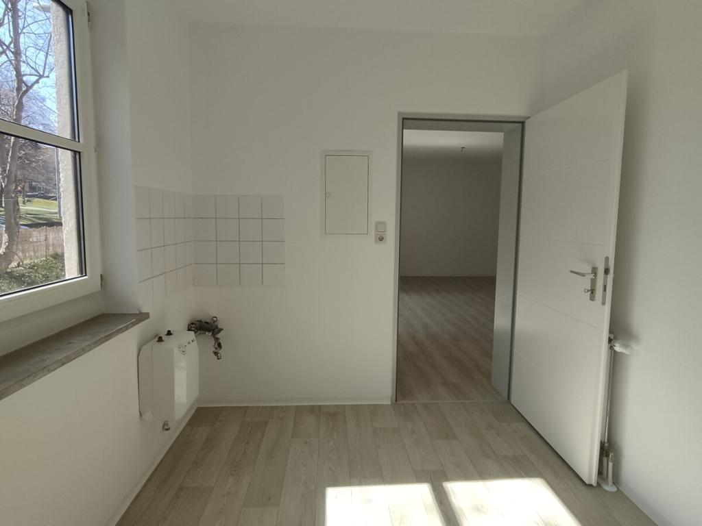 Schöne, renovierte 4-Zimmer-Wohnung mit Balkon! - Photo 5