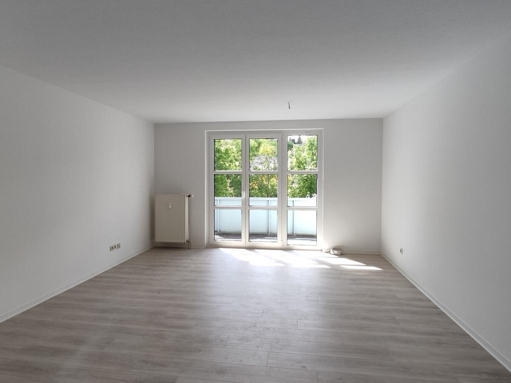 Gemütliche 2-Zimmer-Dachgeschoss-Wohnung mit Loggia! - Foto 1