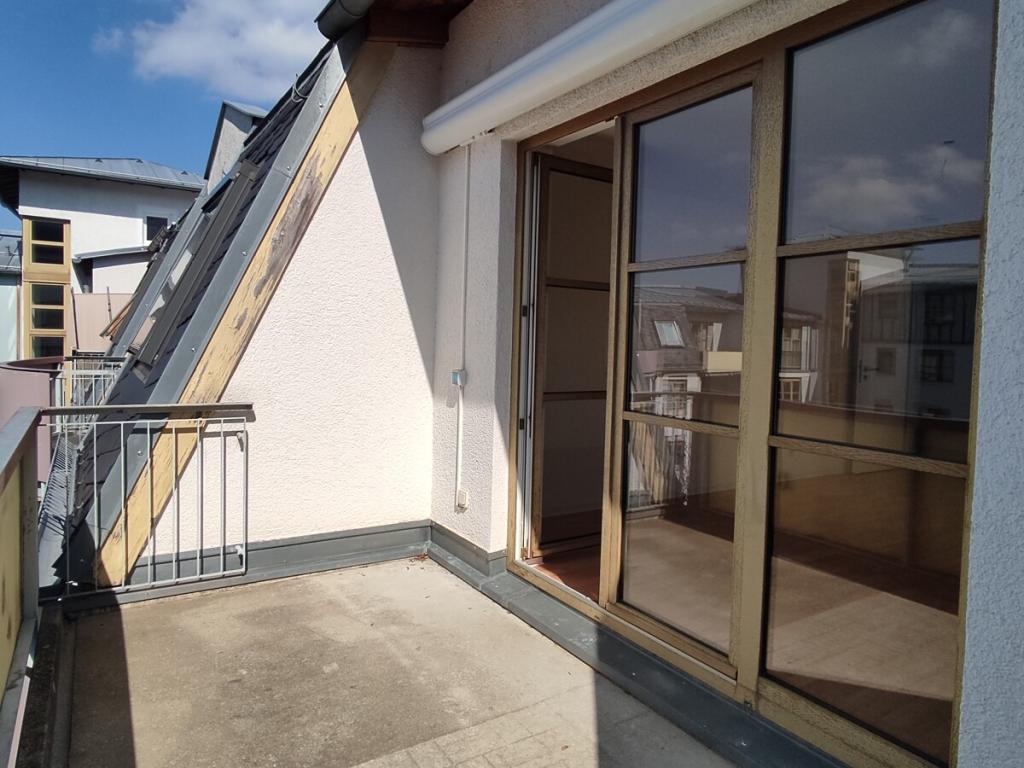 2-Zimmer-Dachgeschoss-Wohnung mit Loggia! - Foto 4
