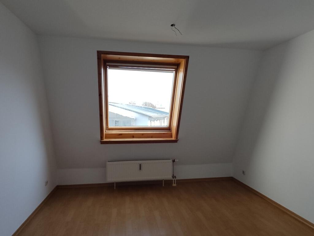 2-Zimmer-Dachgeschoss-Wohnung mit Loggia! - Foto 5