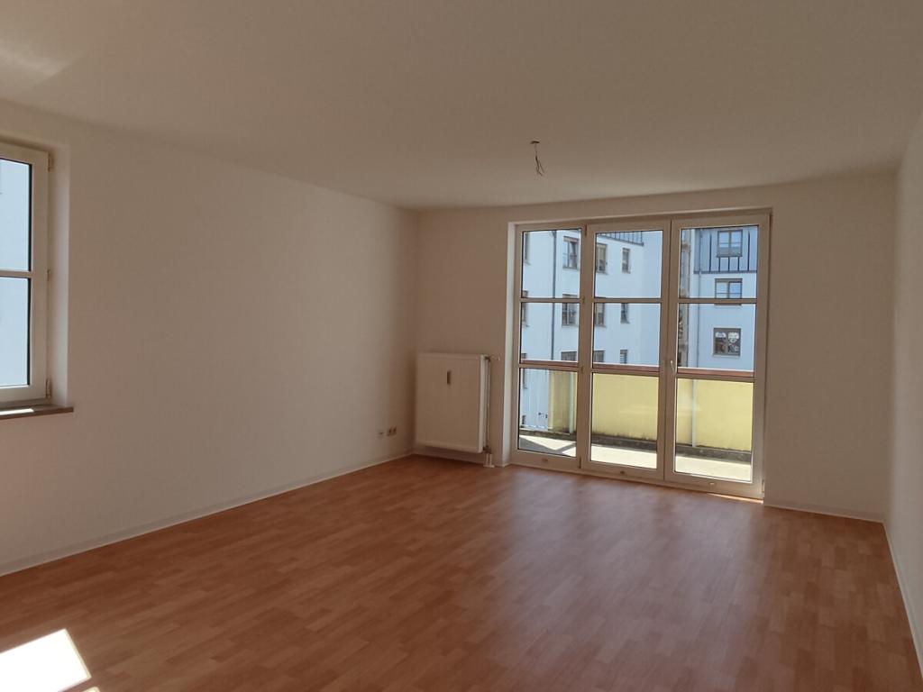 2-Zimmer-Dachgeschoss-Wohnung mit Loggia! - Foto 1