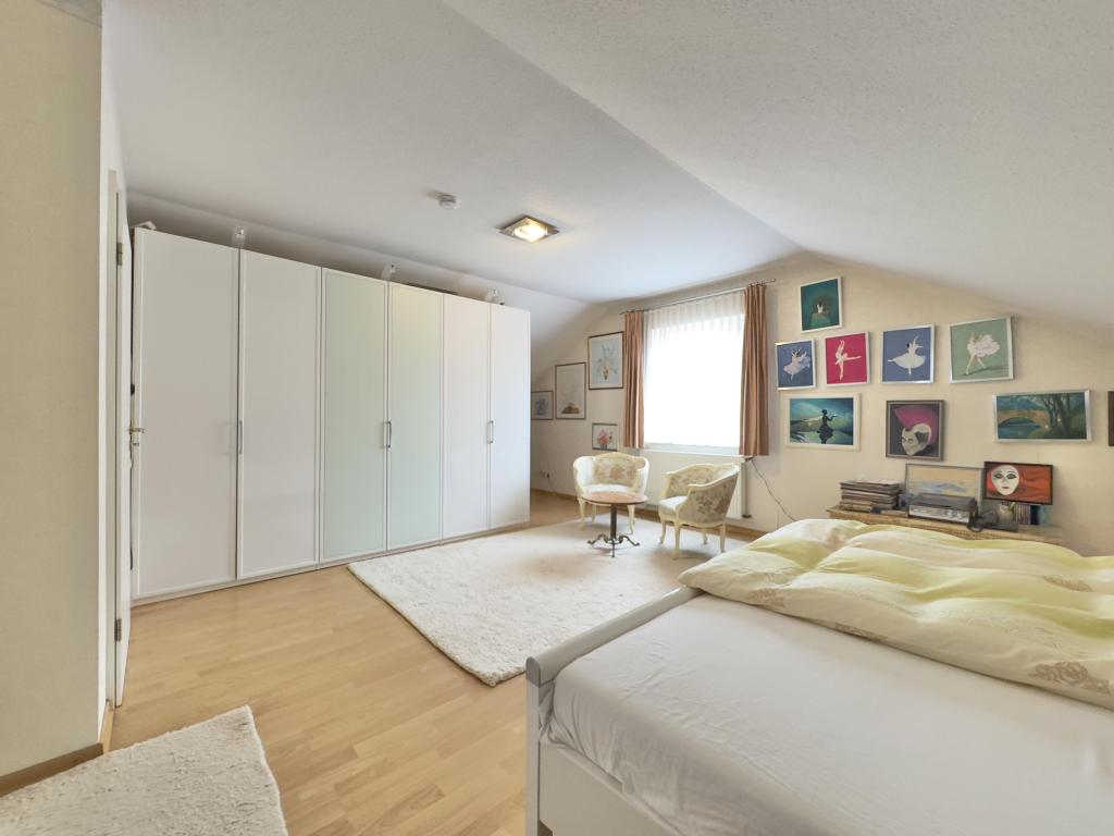 Schlafzimmer 1 Dachgeschoss