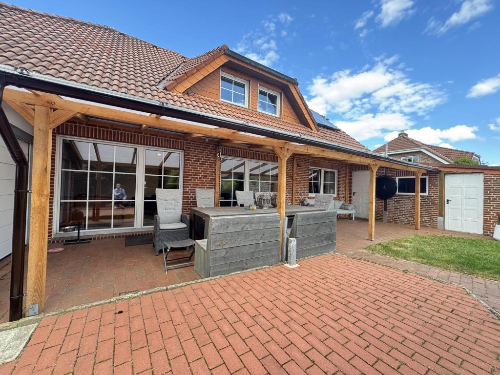 Terrasse (Überdachung wird noch abgebaut)