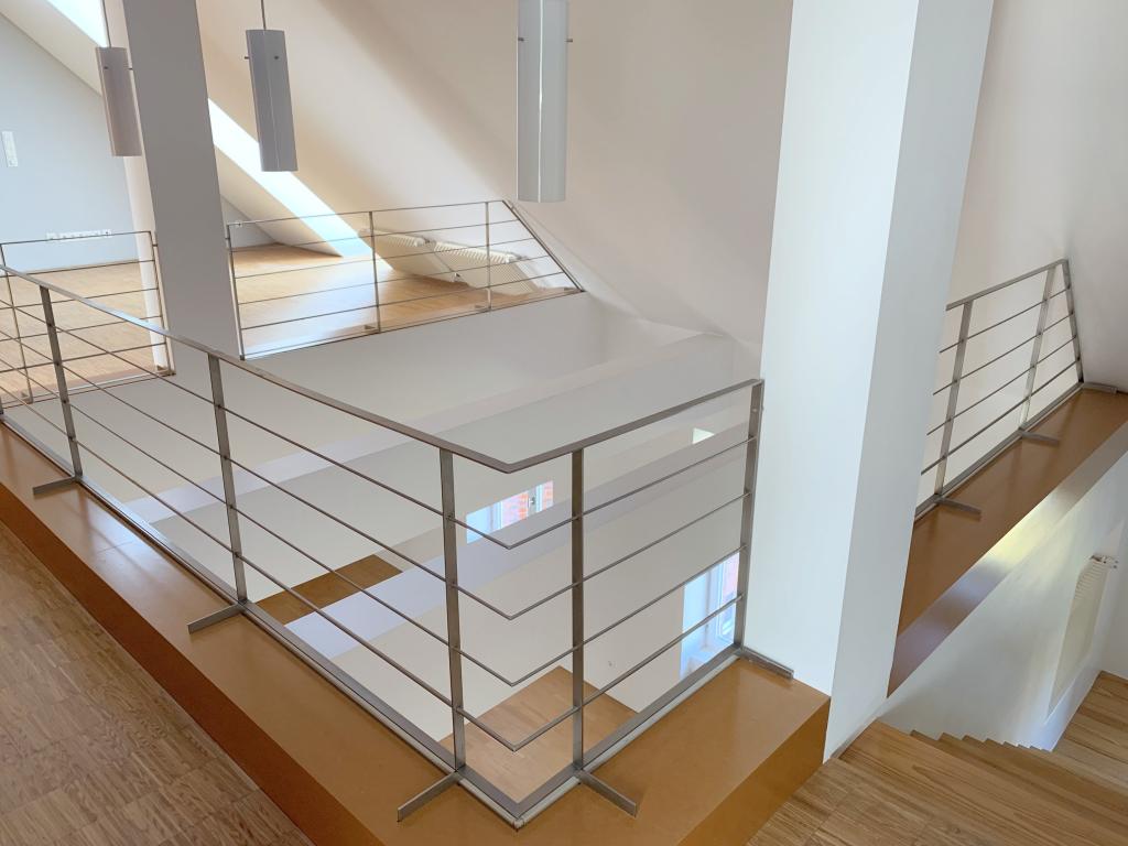Blick ins Wohnzimmer runter