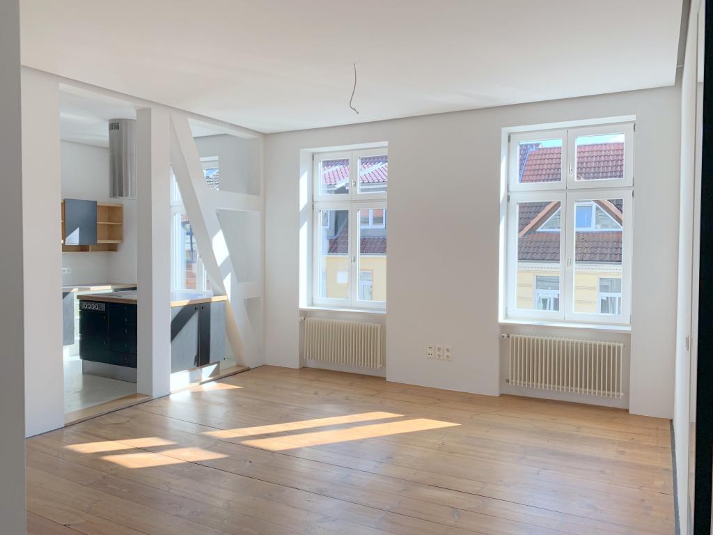 Esszimmer mit offener Küche