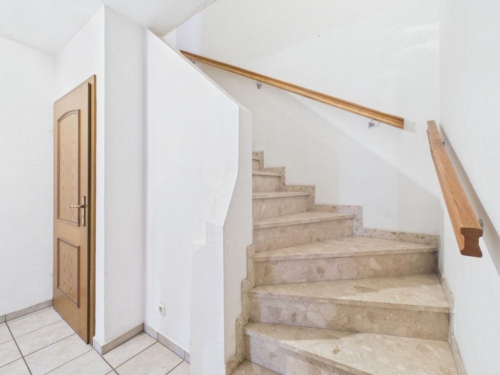 1. Haushälfte - Treppe ins OG