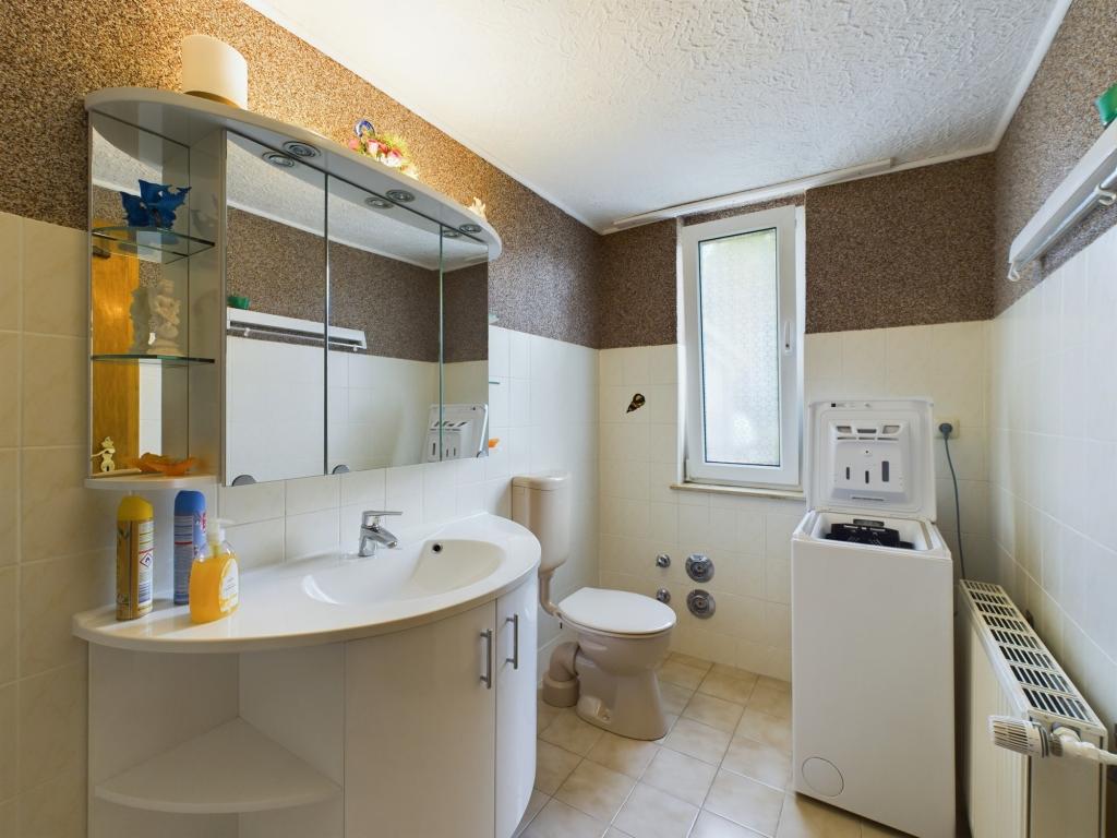 Einliegerwohnung - Bad