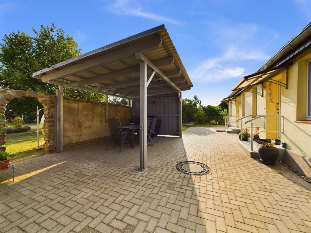 Carport