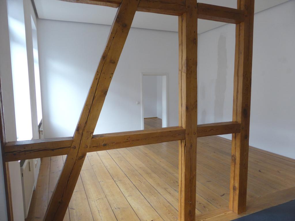 Einziehen und wohlfühlen: Helle 2-Raum-Wohnung mit Charakter in zentraler Lage von Schwerin - Photo 4