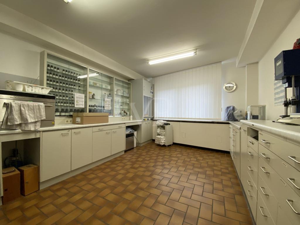 Labor Apotheke
