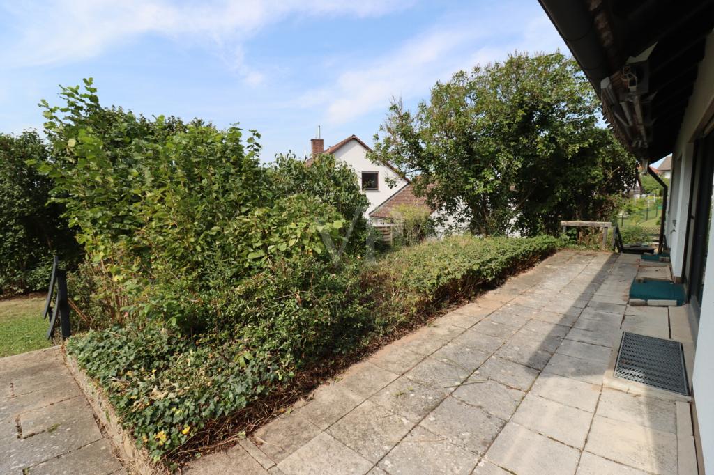 Garten mit Terrasse