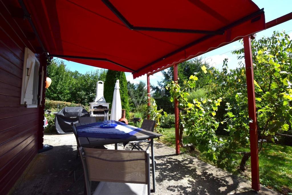 Terrasse mit Markise