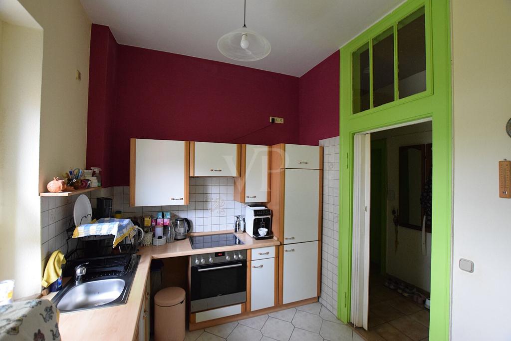 Charmanter Altbau mit hohen Decken, großem Garten und großzügigen Räumen - Foto 3
